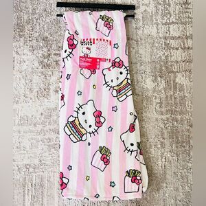 Hello Kitty Throw
